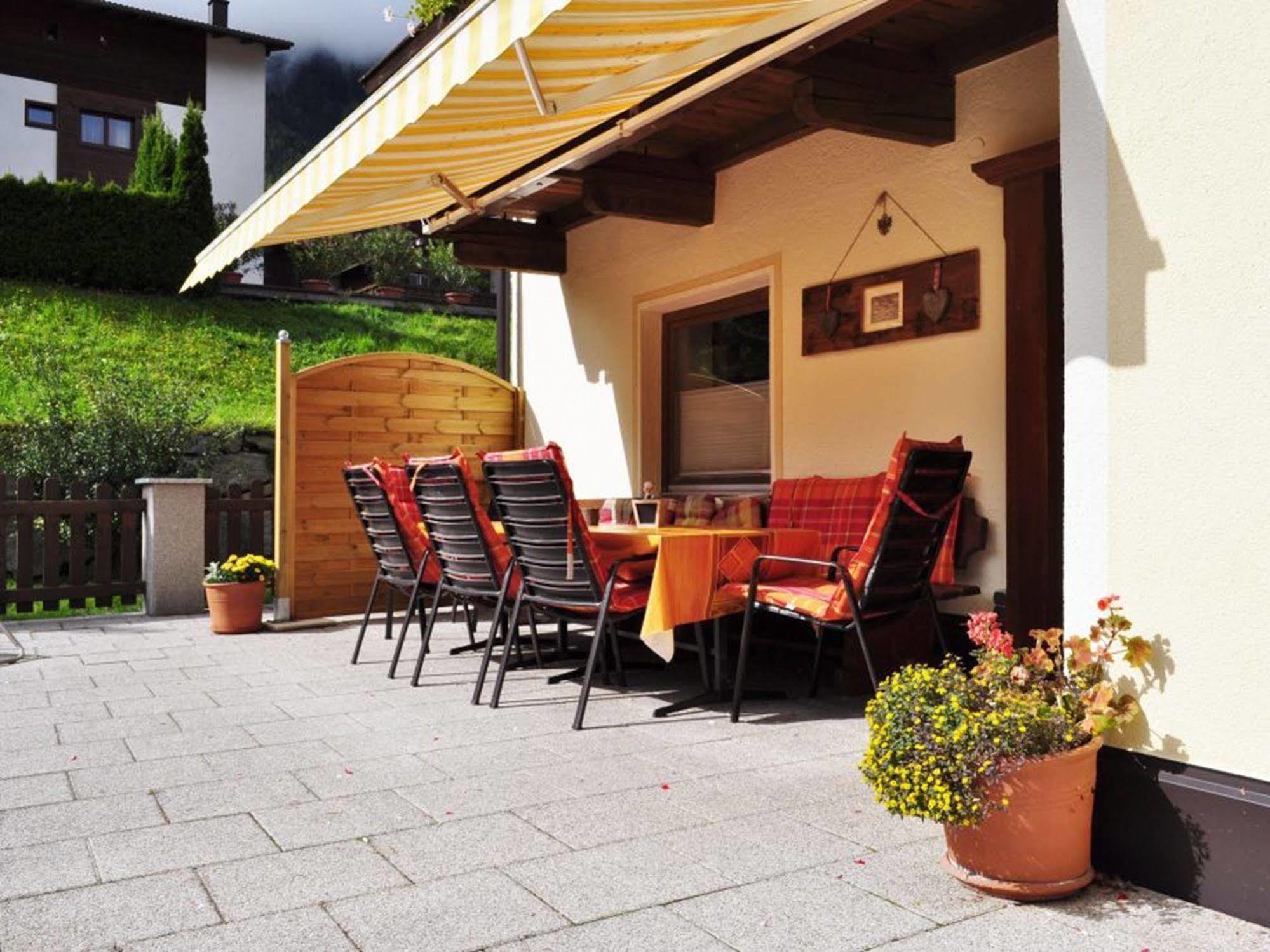 Gaestehaus Hackl Sautens Buitenkant foto
