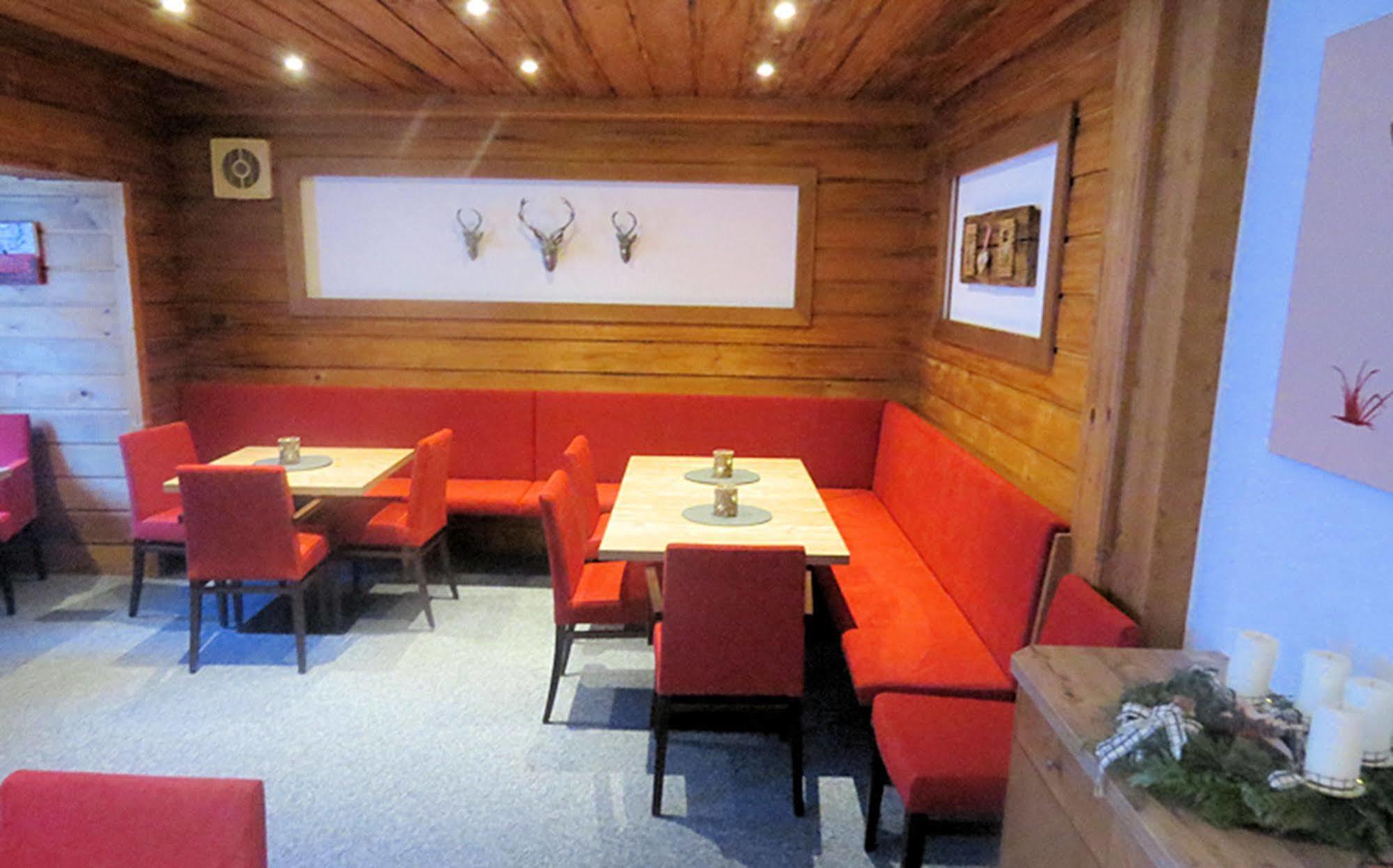 Gaestehaus Hackl Sautens Buitenkant foto