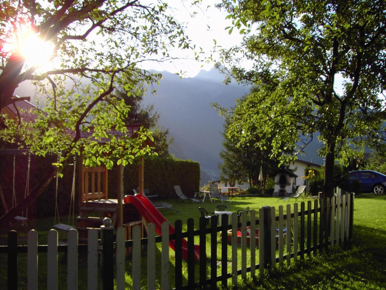 Gaestehaus Hackl Sautens Buitenkant foto