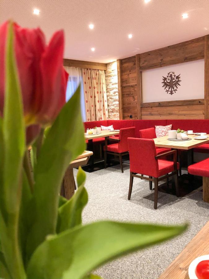 Gaestehaus Hackl Sautens Buitenkant foto